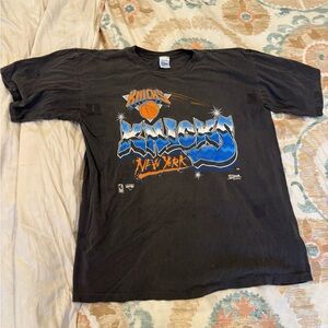 Vintage Men’s Large Knicks Tshirt